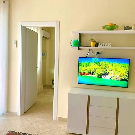 Appartment- Qerret, Durres Διαμέρισμα *