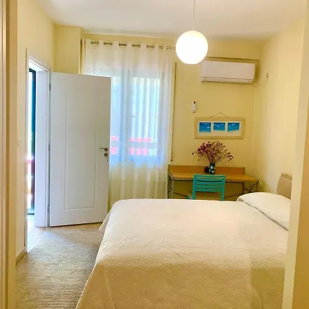Appartment- Qerret, Durres Διαμέρισμα Golem (Tirana)